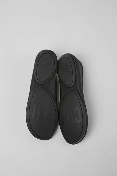 Right Black Ballerinas for Women - Autumn / Winter collection - Image 4