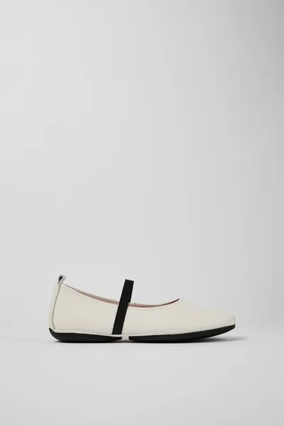Right White Ballerinas for Women - Autumn / Winter collection